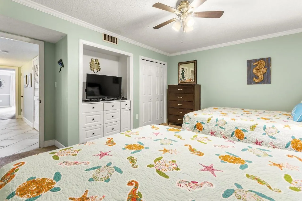 3103 - Shoreline Towers Condo Free Beach Setup Destin